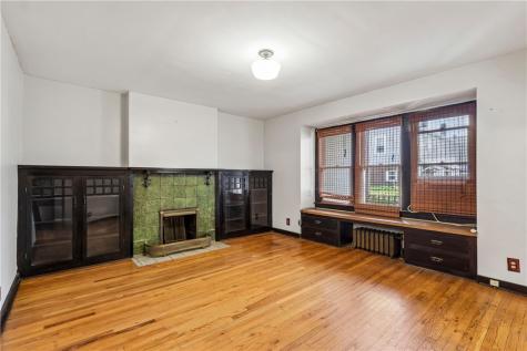 622 Whitney Avenue Regent Square PA 15221