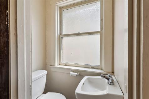 622 Whitney Avenue Regent Square PA 15221