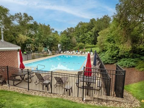 575 E Vanderbilt Adams Township PA 16046