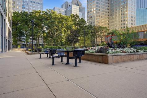 320 Fort Duquesne Boulevard Downtown Pgh PA 15222