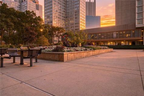 320 Fort Duquesne Boulevard Downtown Pgh PA 15222