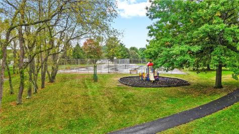 939 Lynwood Court Cranberry Township PA 16066