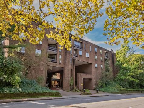 5000 5TH Avenue Shadyside PA 15232