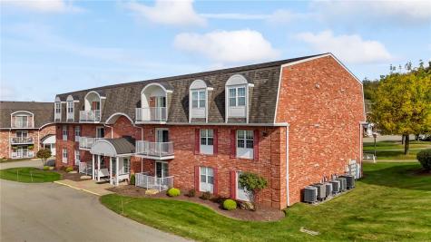 108 Clubhouse Drive South Strabane PA 15301