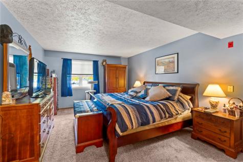 108 Clubhouse Drive South Strabane PA 15301