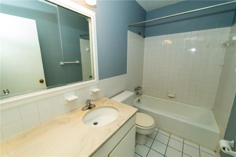 646 Robinwood Drive Scott Township PA 15216