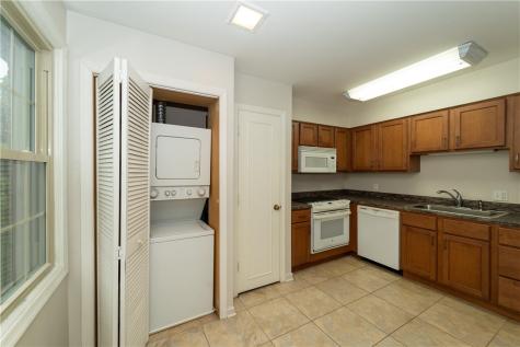 646 Robinwood Drive Scott Township PA 15216