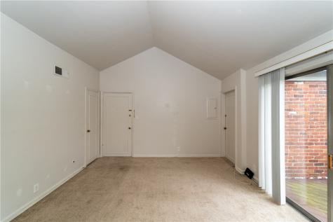 646 Robinwood Drive Scott Township PA 15216