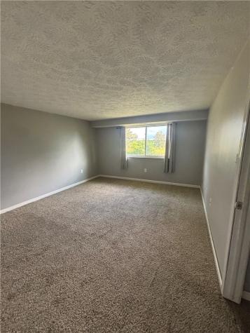 27512 Evergreen Run Imperial PA 15126