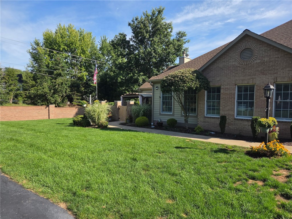 118 Linden Court Seven Fields Boro PA 16046