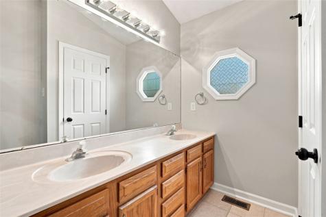 3033 Estate Drive North Fayette PA 15071