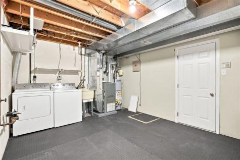 3033 Estate Drive North Fayette PA 15071