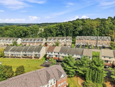 3033 Estate Drive North Fayette PA 15071
