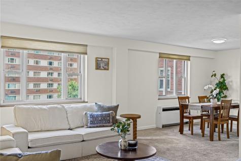 4601 Fifth Oakland PA 15213