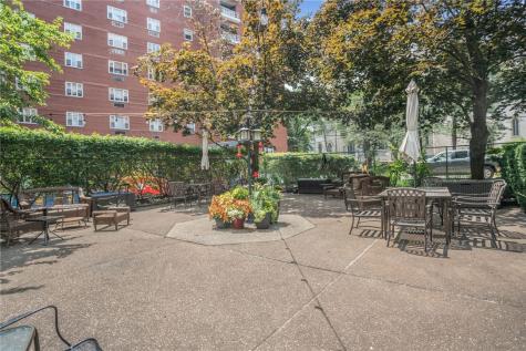 4601 Fifth Oakland PA 15213