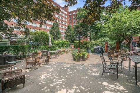 4601 Fifth Oakland PA 15213
