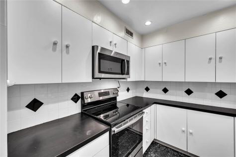 112 Washington Place Downtown Pgh PA 15219
