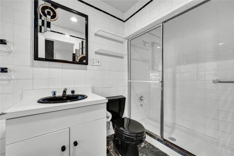 112 Washington Place Downtown Pgh PA 15219