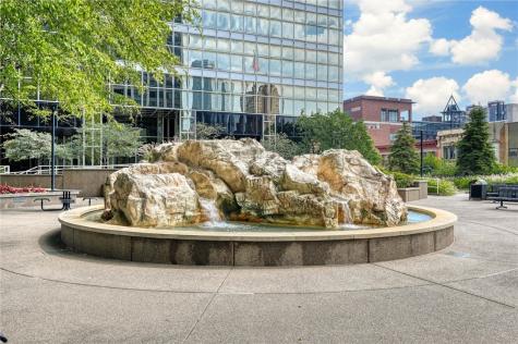 112 Washington Place Downtown Pgh PA 15219