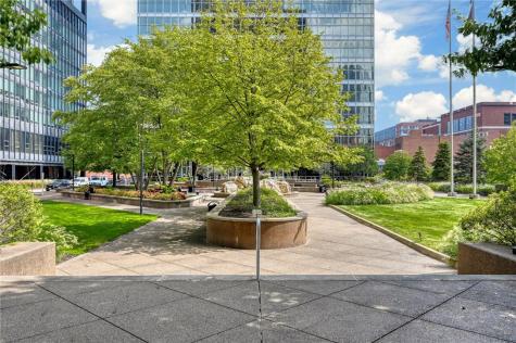 112 Washington Place Downtown Pgh PA 15219