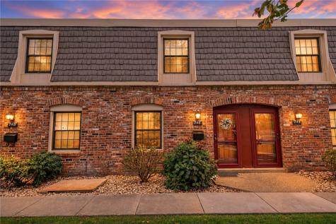 746 Carriage Circle Pennsbury PA 15205
