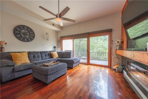 746 Carriage Circle Pennsbury PA 15205