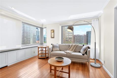320 Fort Duquesne Boulevard Downtown Pgh PA 15222