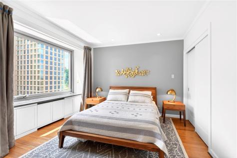 320 Fort Duquesne Boulevard Downtown Pgh PA 15222