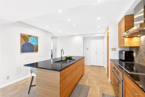 320 Fort Duquesne Boulevard Downtown Pgh PA 15222