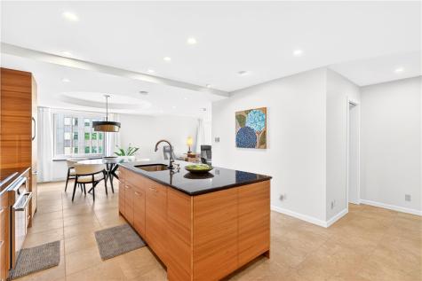 320 Fort Duquesne Boulevard Downtown Pgh PA 15222