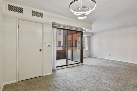 307 S Dithridge Oakland PA 15213