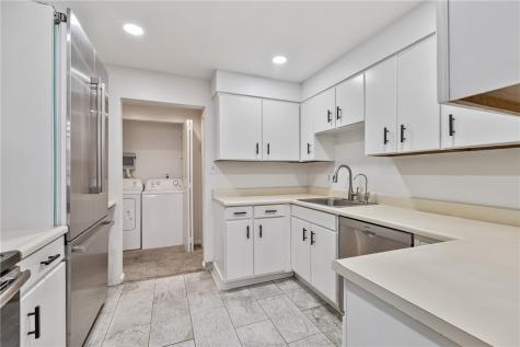 307 S Dithridge Oakland PA 15213