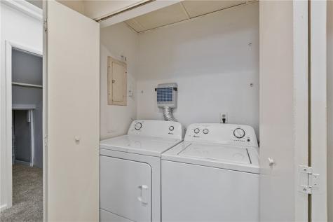 307 S Dithridge Oakland PA 15213