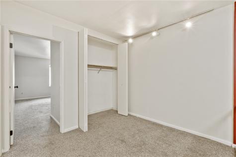 307 S Dithridge Oakland PA 15213