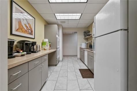 307 S Dithridge Oakland PA 15213