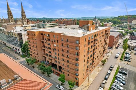 307 S Dithridge Oakland PA 15213