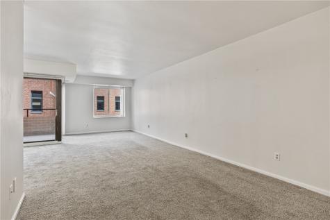 307 S Dithridge Oakland PA 15213