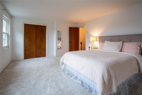 10 Walnut Court Blawnox PA 15238