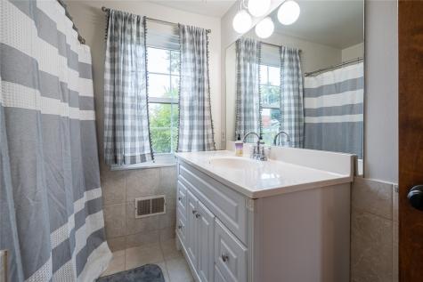10 Walnut Court Blawnox PA 15238