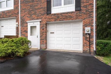 10 Walnut Court Blawnox PA 15238
