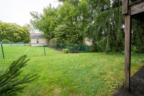 10 Walnut Court Blawnox PA 15238
