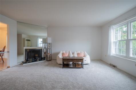 10 Walnut Court Blawnox PA 15238
