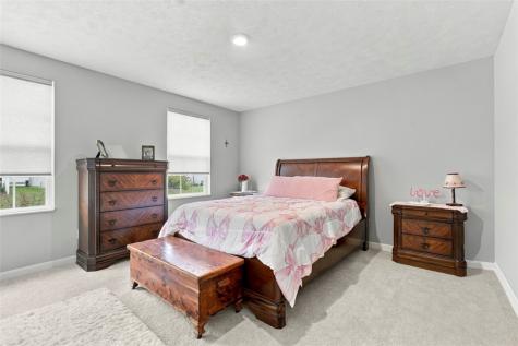 167 Viareggio Way Finleyville PA 15332