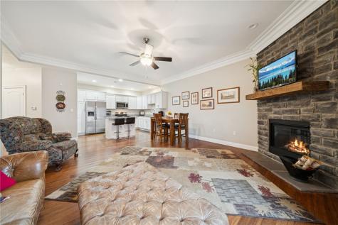 336 Village Court Ligonier Boro PA 15658