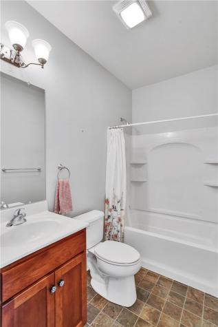 254 Patriot Lane Economy PA 15042