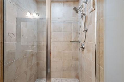 301 5th Avenue Downtown Pgh PA 15222