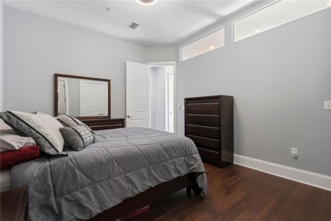 301 5th Avenue Downtown Pgh PA 15222