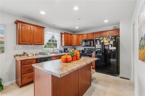 600 Hunting Creek Road North Strabane PA 15317