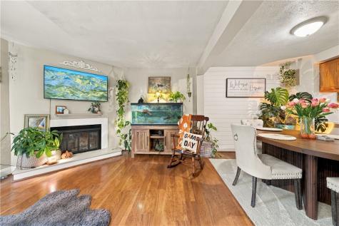 817 Elm Court Oakdale PA 15071