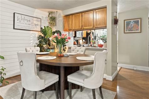 817 Elm Court Oakdale PA 15071